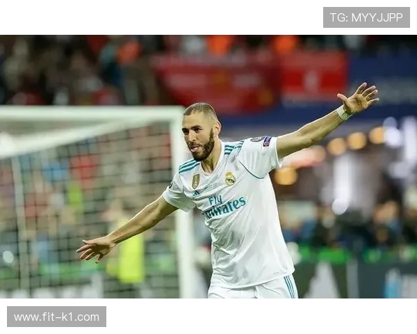 吉鲁与本泽马：终结方式分化，单点支点vs体系游走