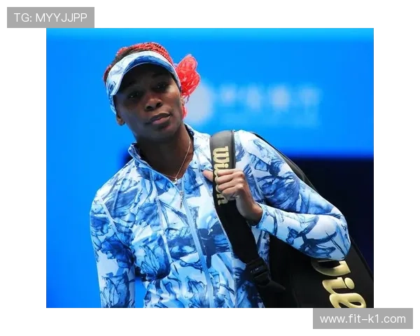 维纳斯赛场上霸气，私底下却这么爱穿拖鞋？还真有点反差萌啊