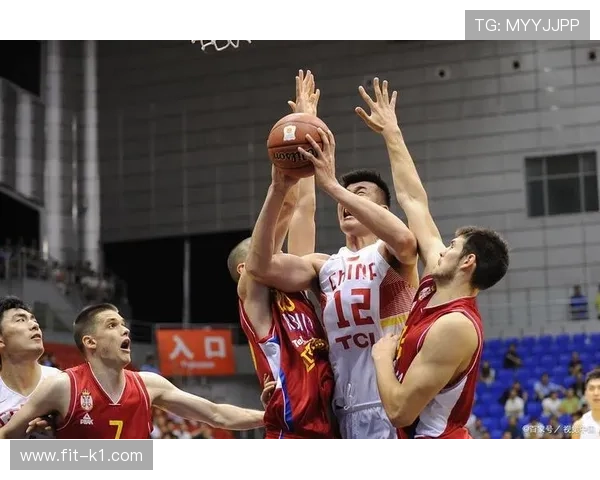 篮球防守规则全面解读：合法防守行为与限制条件